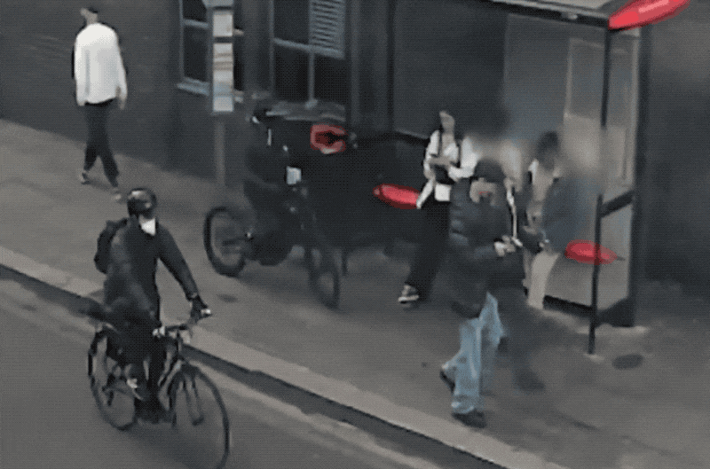 uk travel alert iphone gang targets tourists a2