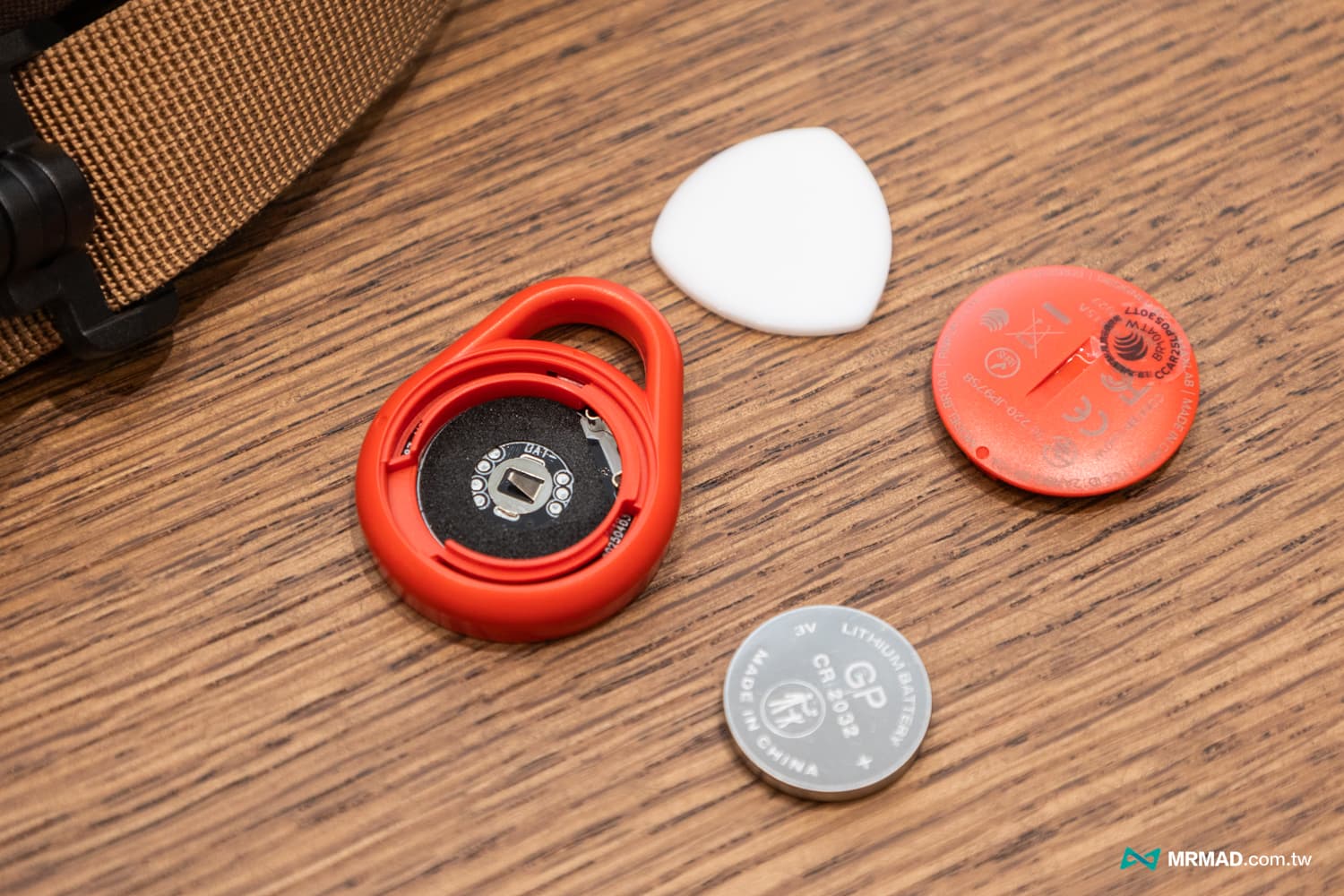 pinbuzz review unboxing anti theft alarm tracker a13