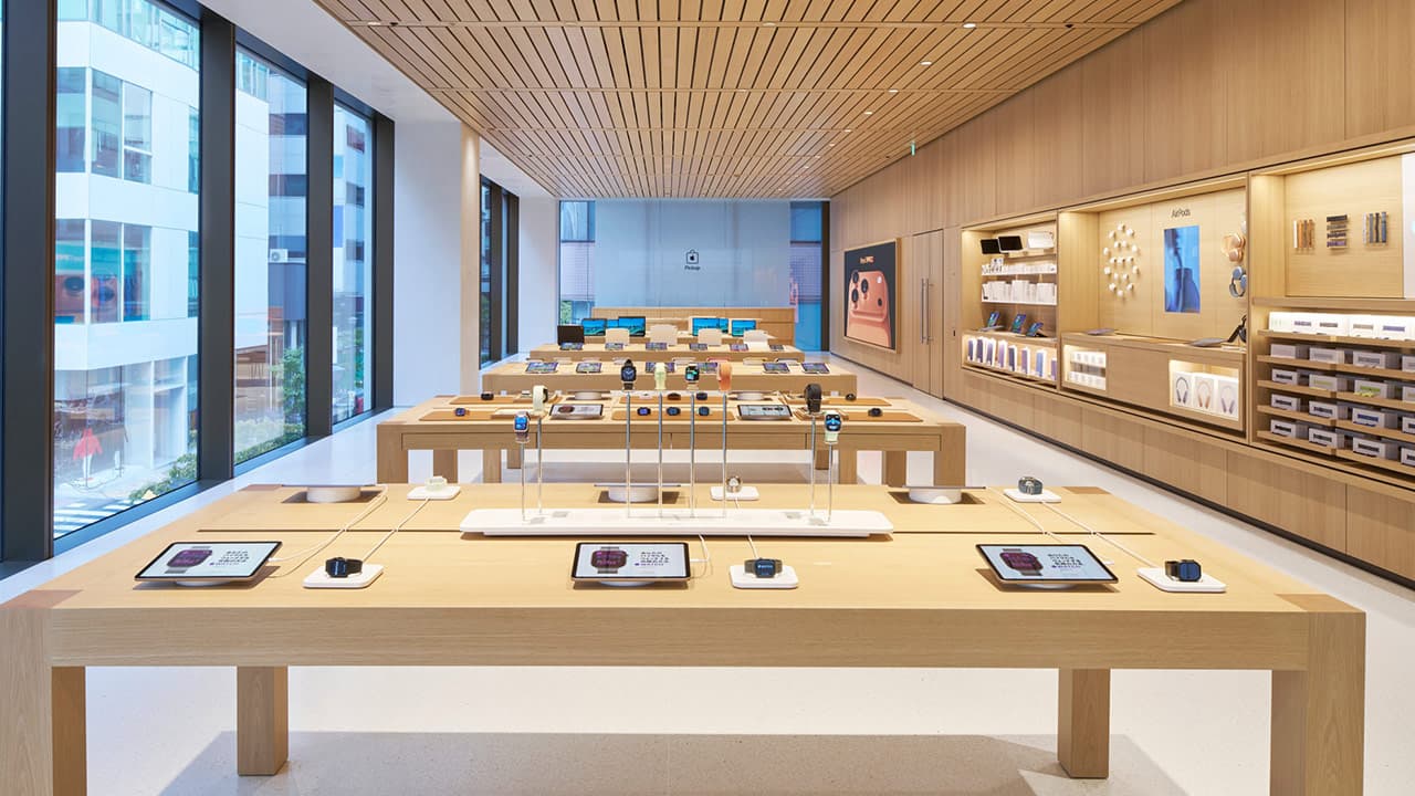 apple q1 2026 earnings iphone revenue 80bn growth a2