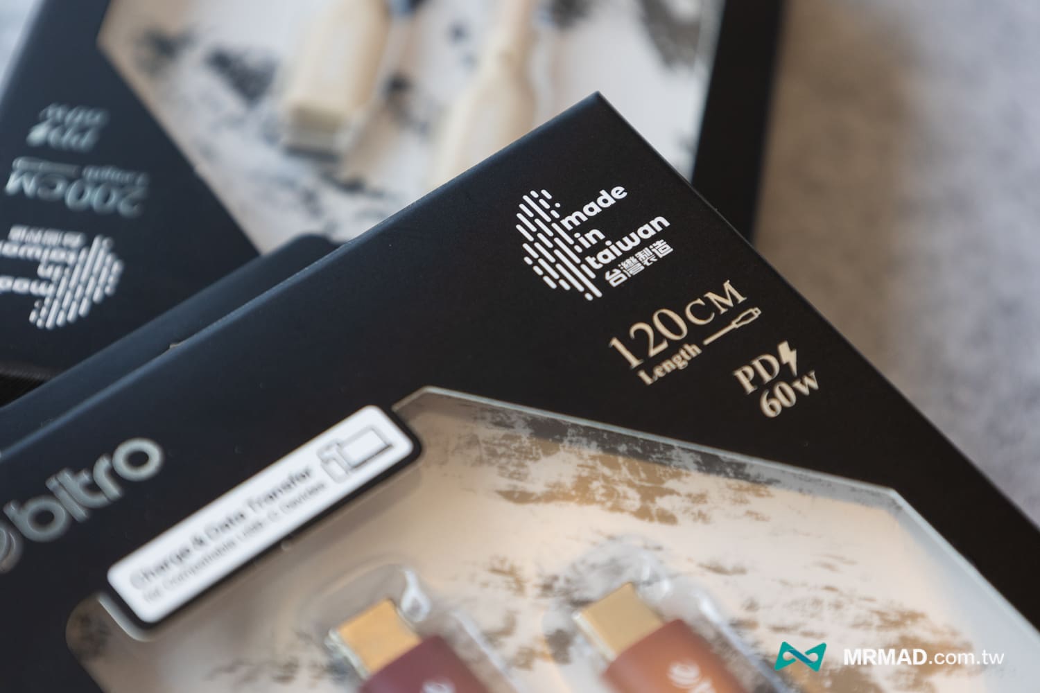 bitro GaN 150W 充電器開箱與外觀設計15