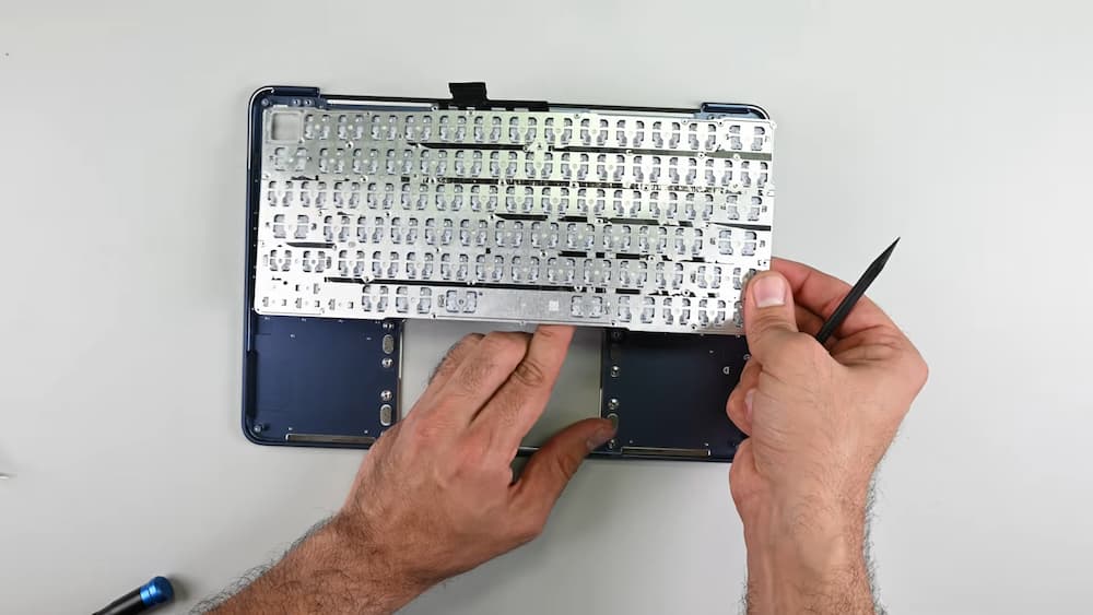 iFixit拆解MacBook Neo重點整理 4