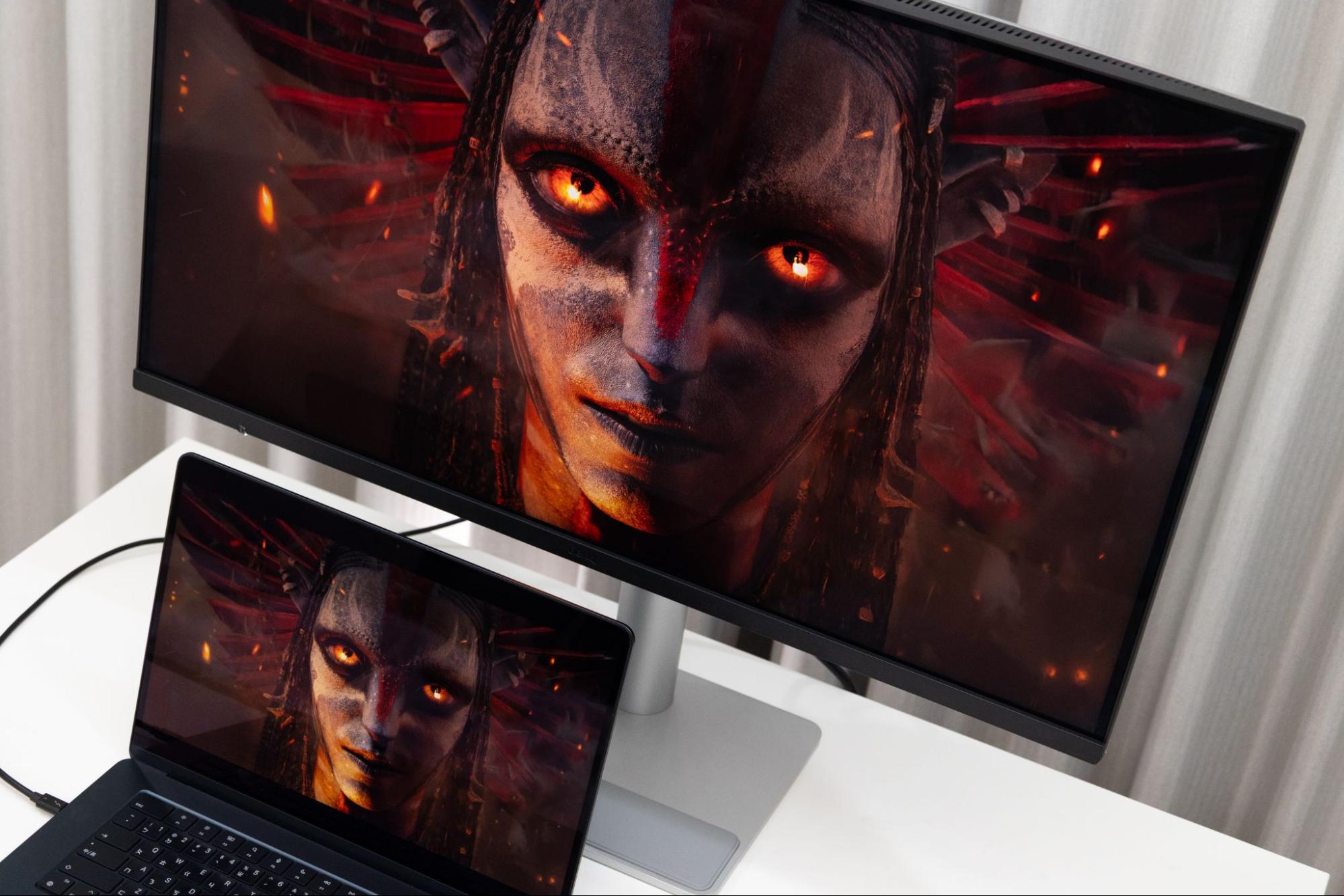 Benq MA320UG搭載 Nano Gloss 鏡面反光和清晰度實測2