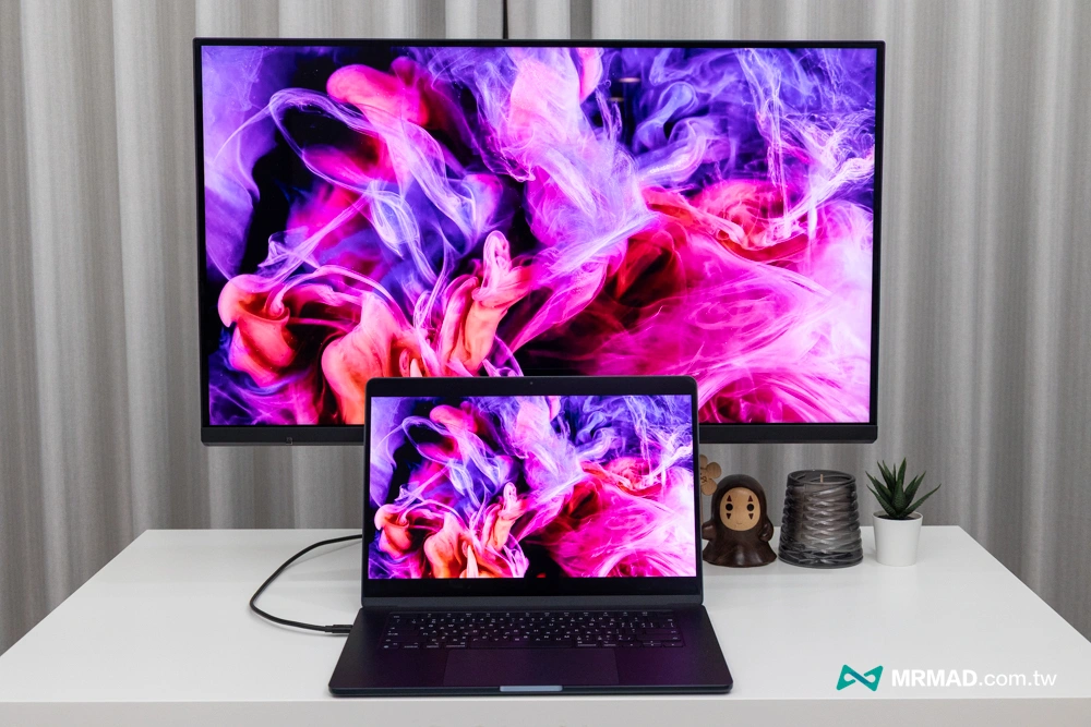 MA320UG螢幕色彩表現與MacBook對比實測2