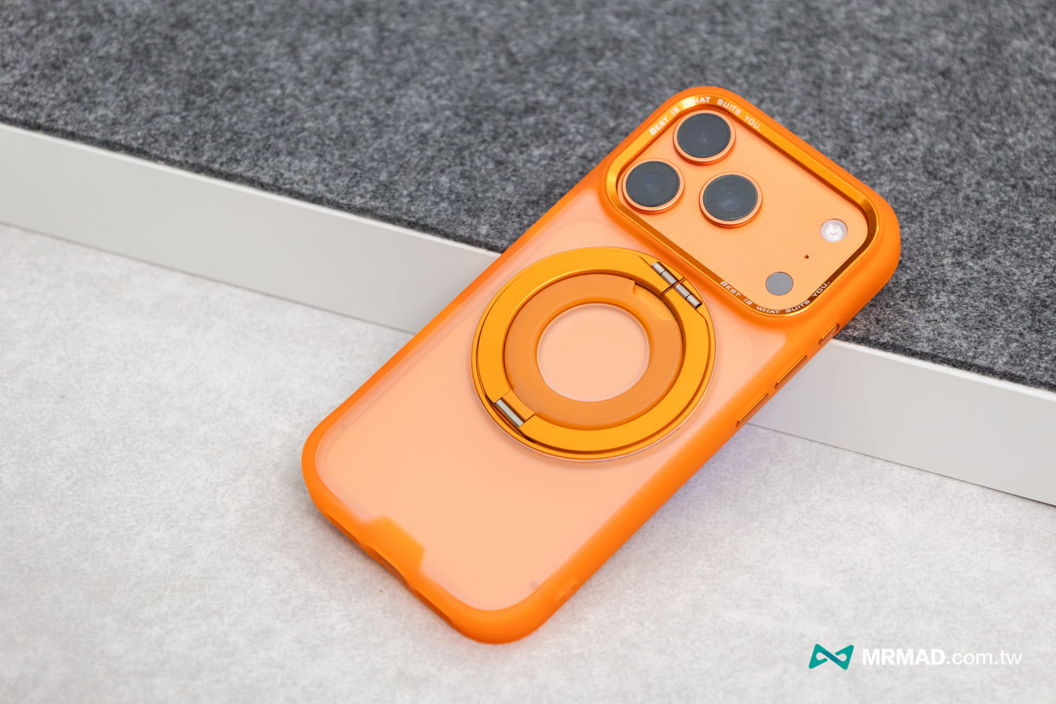 iPhone 17 柔石支架指環保護殼開箱15