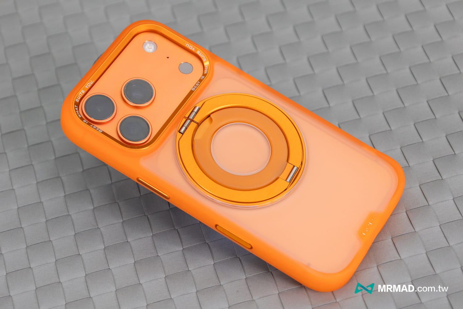 hoda iPhone 17 柔石支架指環手機殼開箱 1