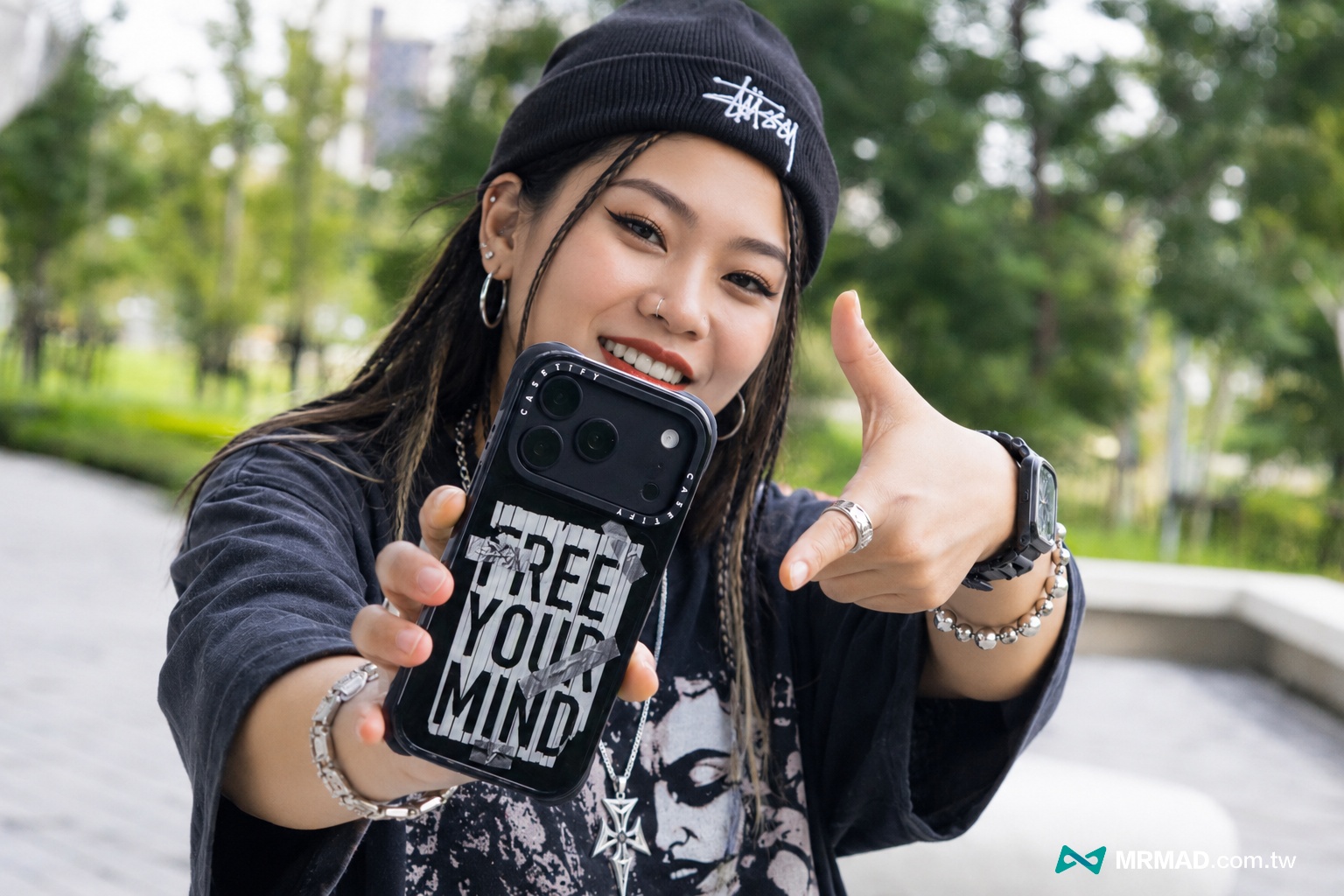 CASETiFY iPhone 18 Pro 手機殼開箱：亮面、鏡面兩種完全不同的個性4