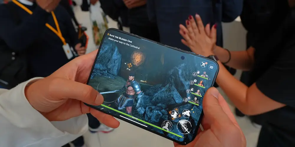 iPhone Duo摺痕明顯嗎?蘋果解釋與摺疊機實拍畫面曝光 4
