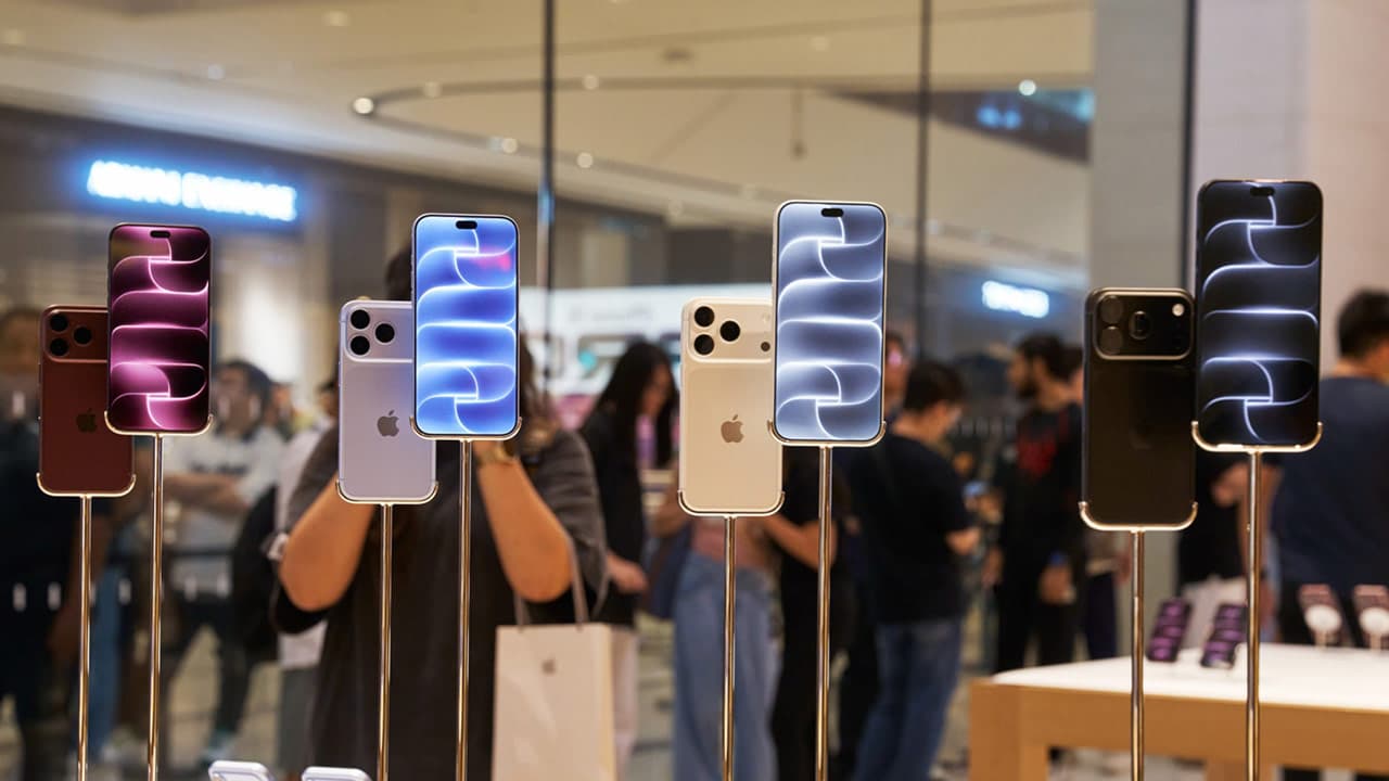 買iPhone網購還是門市？線上購機與實體通路5大致命差異