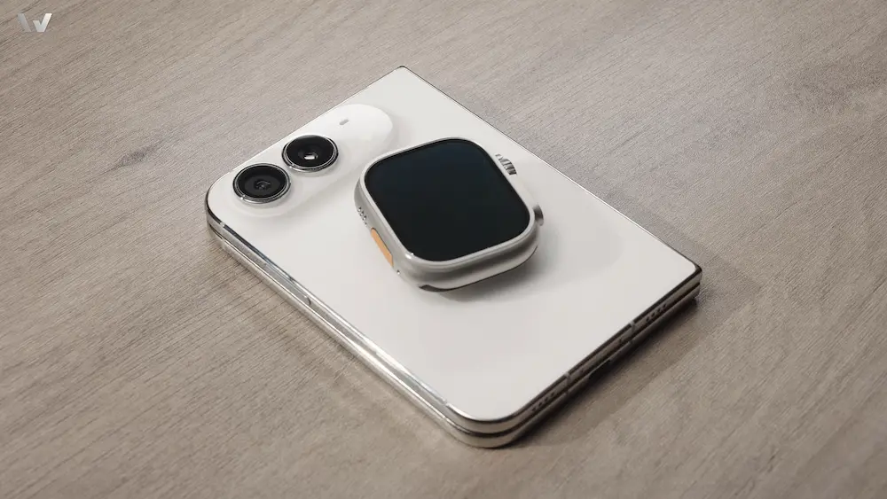 深度iPhone Duo拆解亮點17：無線充電線圈中央磁鐵暗示反向充電 1
