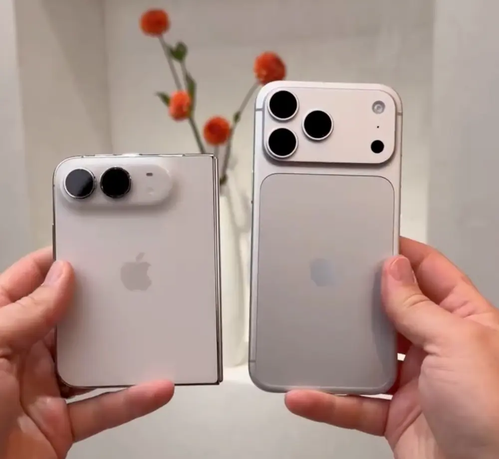 iPhone Duo摺疊後機身明顯比 Pro Max 短